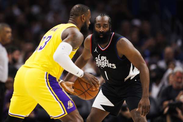 哈登跻身历史得分前十 与詹皇、大O共享双榜前15殊荣