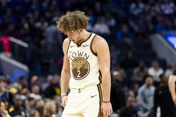 科尔谈决胜时刻用人策略：阵容轮换基于比赛需求 年轻球员仍有机会