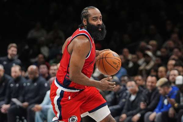 哈登再遇55分苦主？卢帅笑谈包夹战术：他自有破解之道