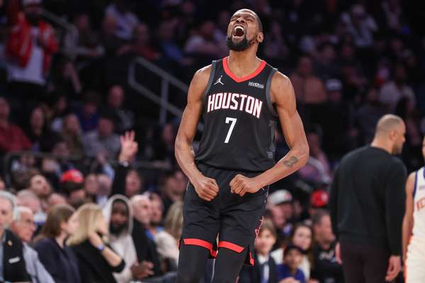 逆转19分！乌度卡盛赞杜兰特：他扛着全队前进 这场胜利够硬气