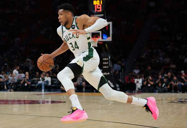 勇士豪赌字母哥未果！四首轮报价遭雄鹿冷处理 转手抢下波神救急