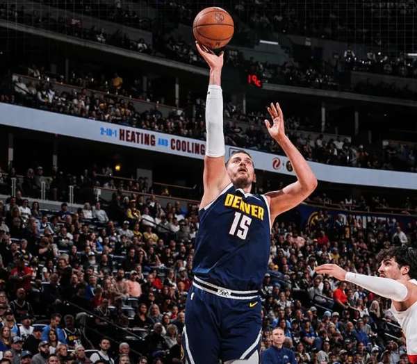 约基奇延续火热状态！加时鏖战砍35+大三双率队取胜